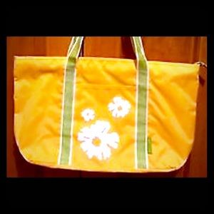 Lmt. Ed. Mary Kay pineapple tote (NEW)